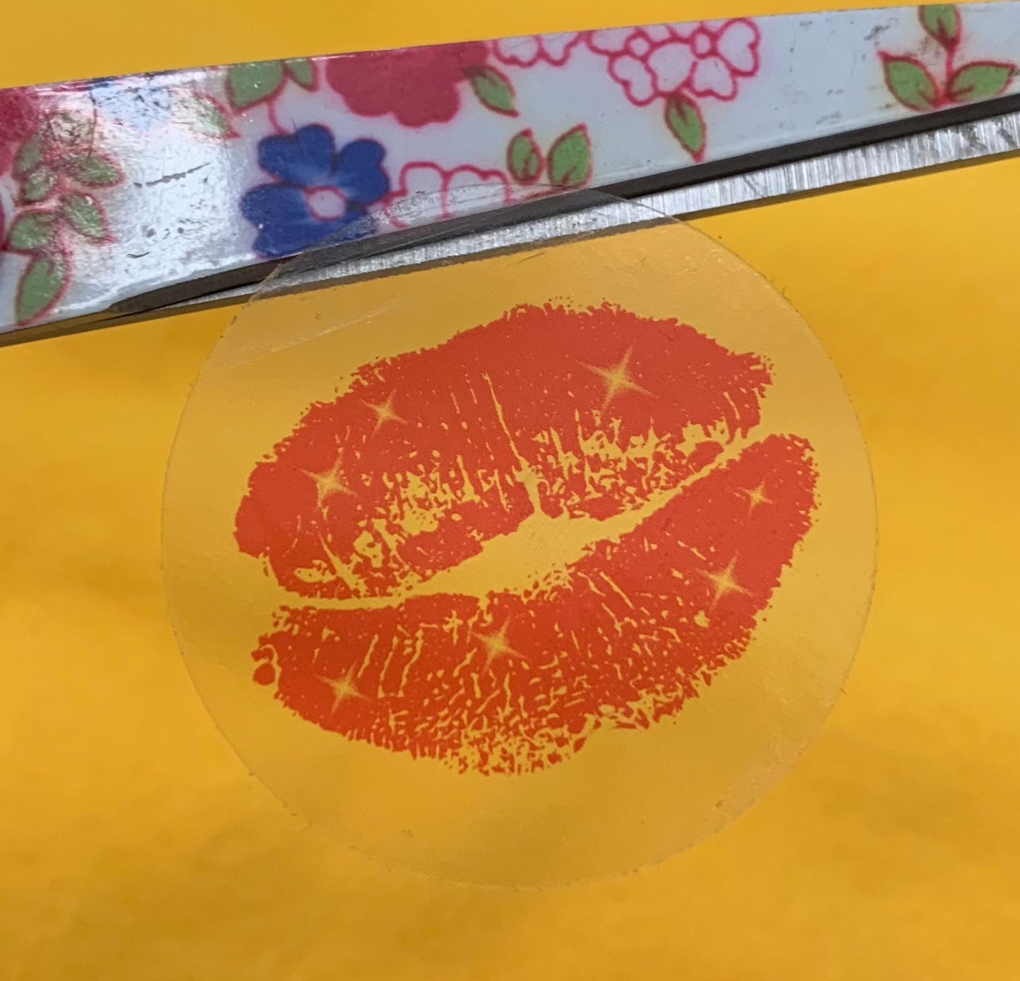 1.5" clear kiss print stickers pack of 48